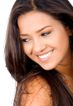 woman smiling nice white teeth, West Bloomfield, MI cosmetic dentist